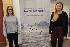 Meeting in Svalbard Integrated Arctic Observing System (SIOS), Eleanor Jones and Katarzyna Stachniak (Photo by Dariusz Ignatiuk).